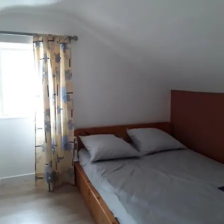 Le Jaya * Saint-Georges-de-Luzencon