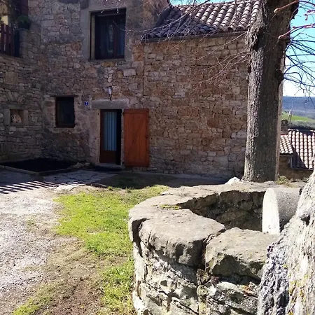 Le Jaya Saint-Georges-de-Luzencon