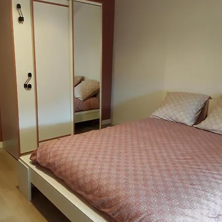 Le Jaya Holiday home Saint-Georges-de-Luzencon